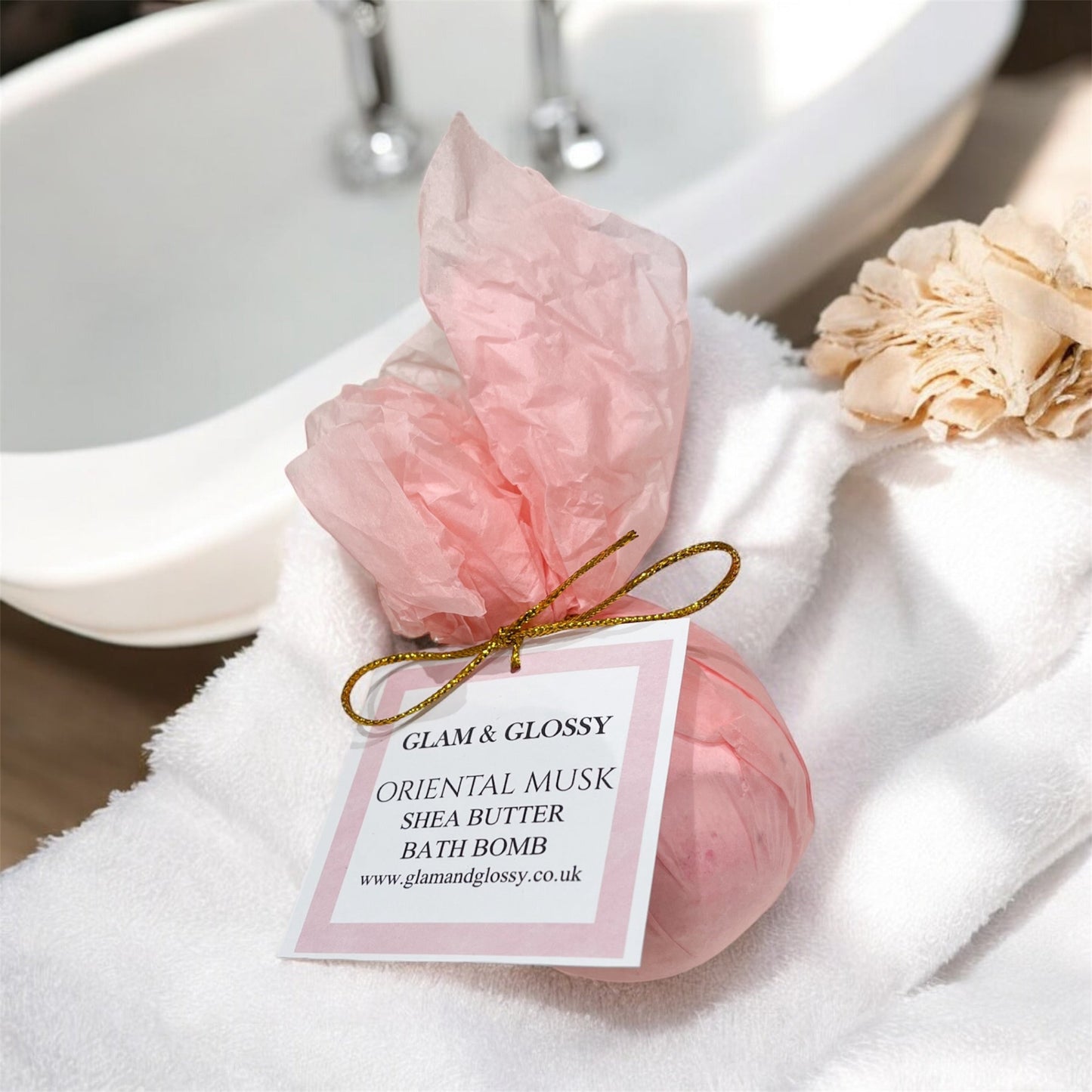 Shea Butter Bath Bomb - Oriental Musk