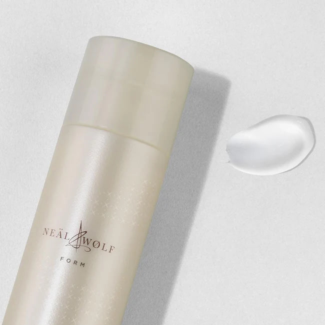 Neal & Wolf FORM Sculpting Lotion