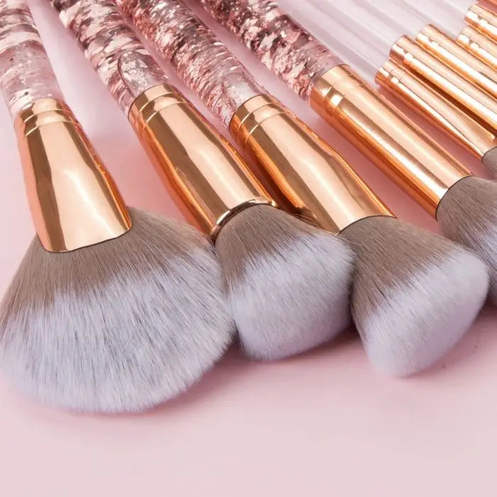 Fluid Crystal Make Up Brush in Clear Pouch- Pink